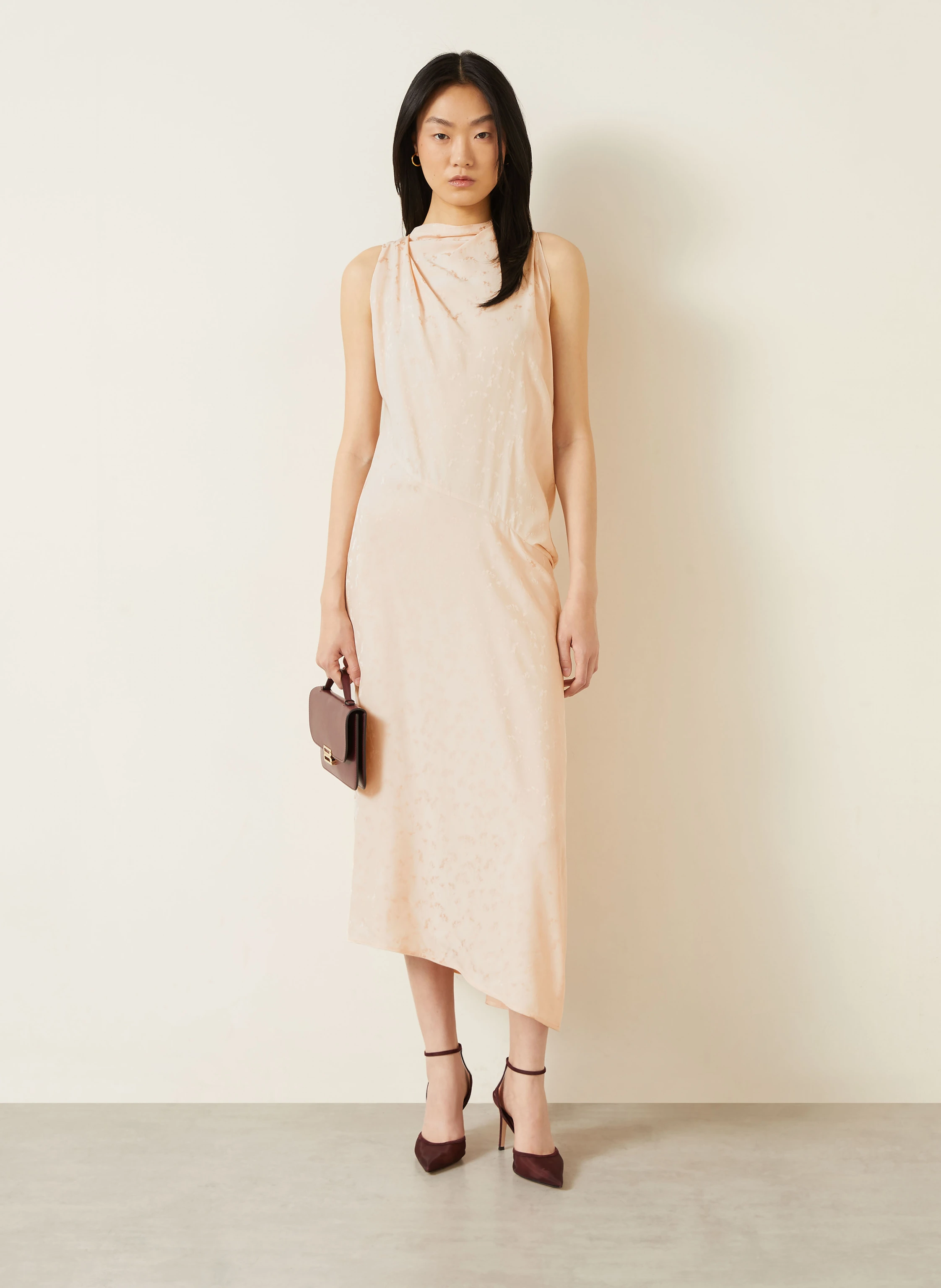 VICTORIA BECKHAM Cocktail dress in light pink