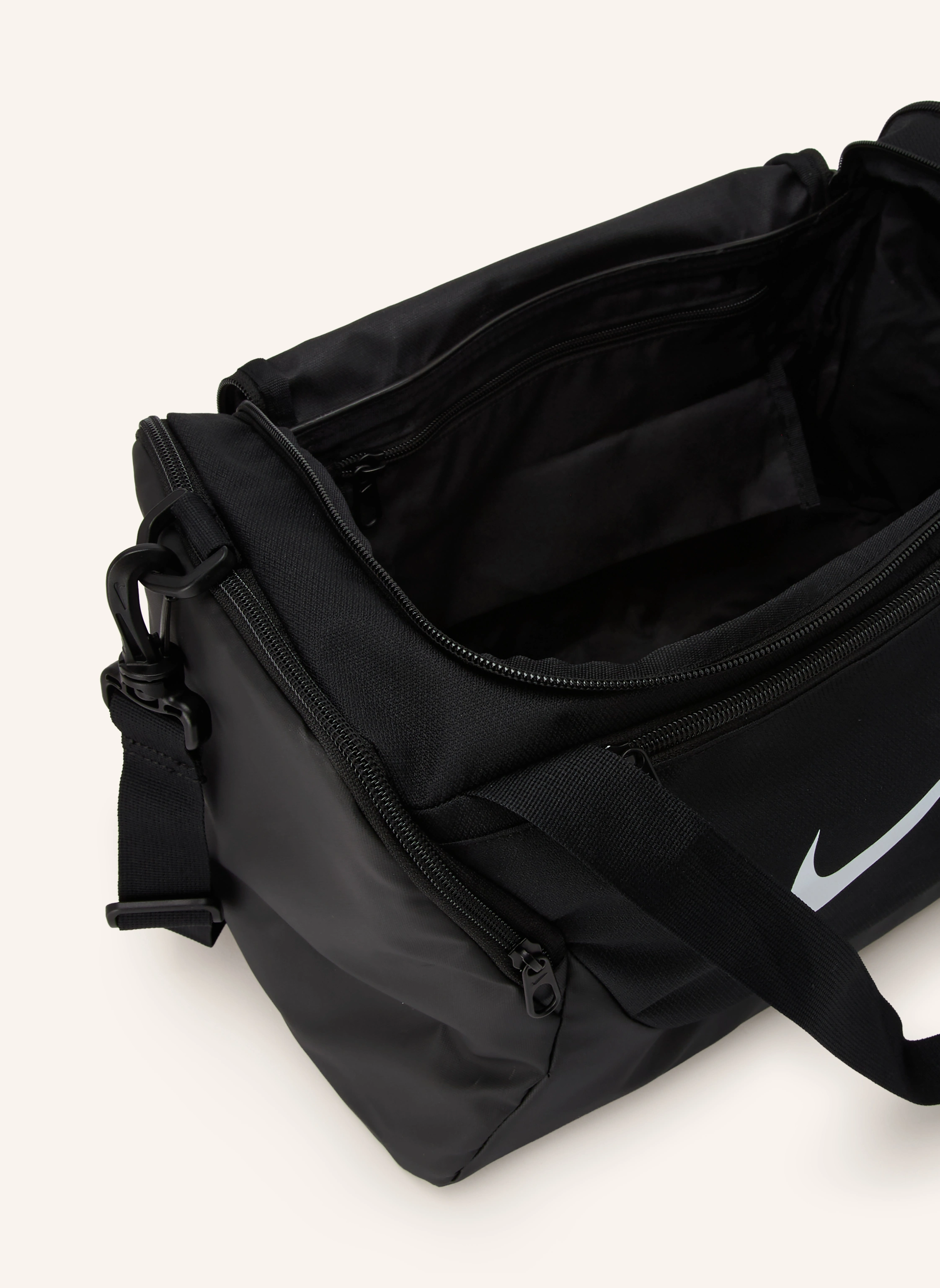 Nike BRASILIA XS 24L Sports Bag: BLACK