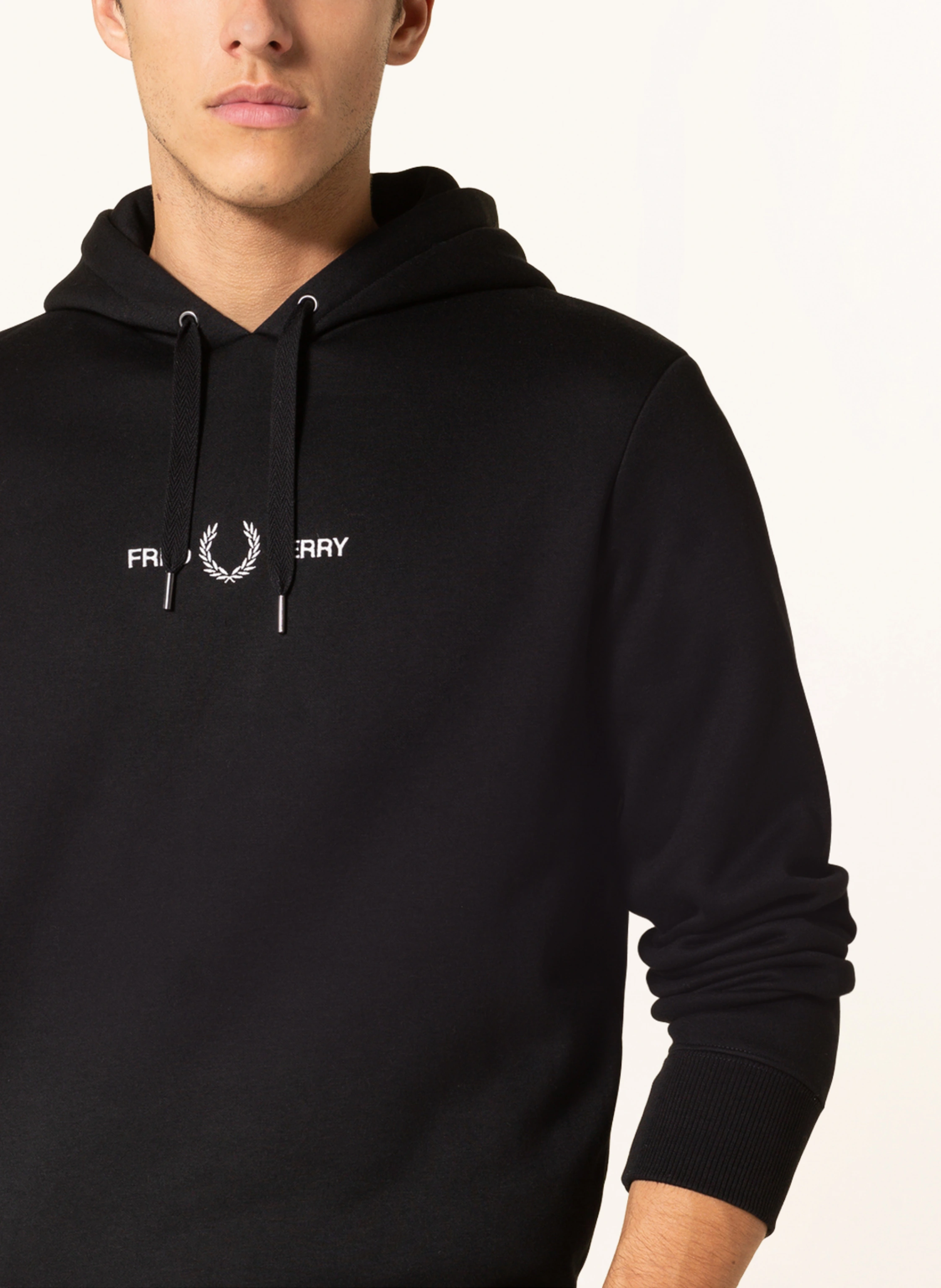 FRED PERRY Hoodie in black