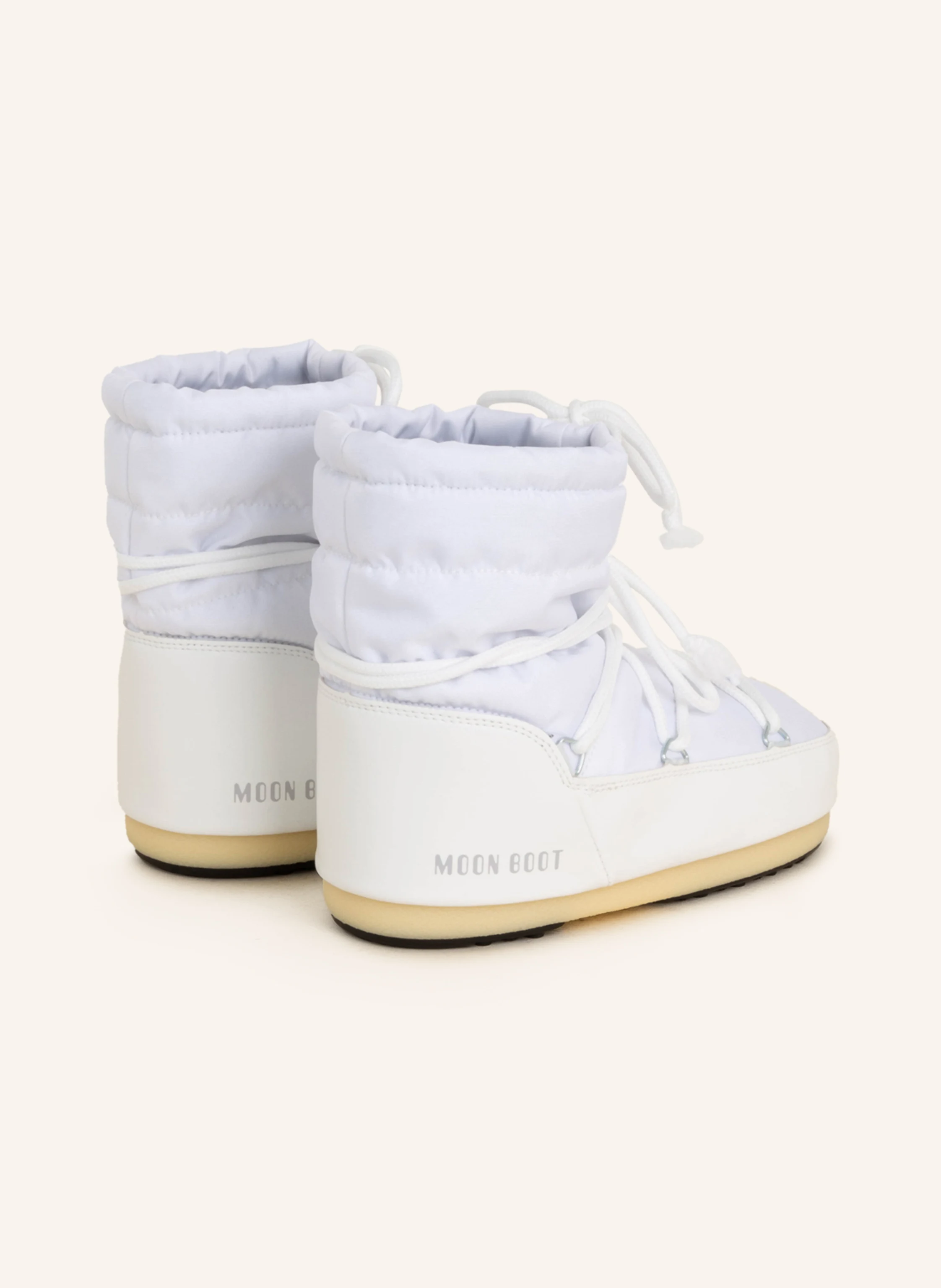 MOON BOOT Moon boots in white