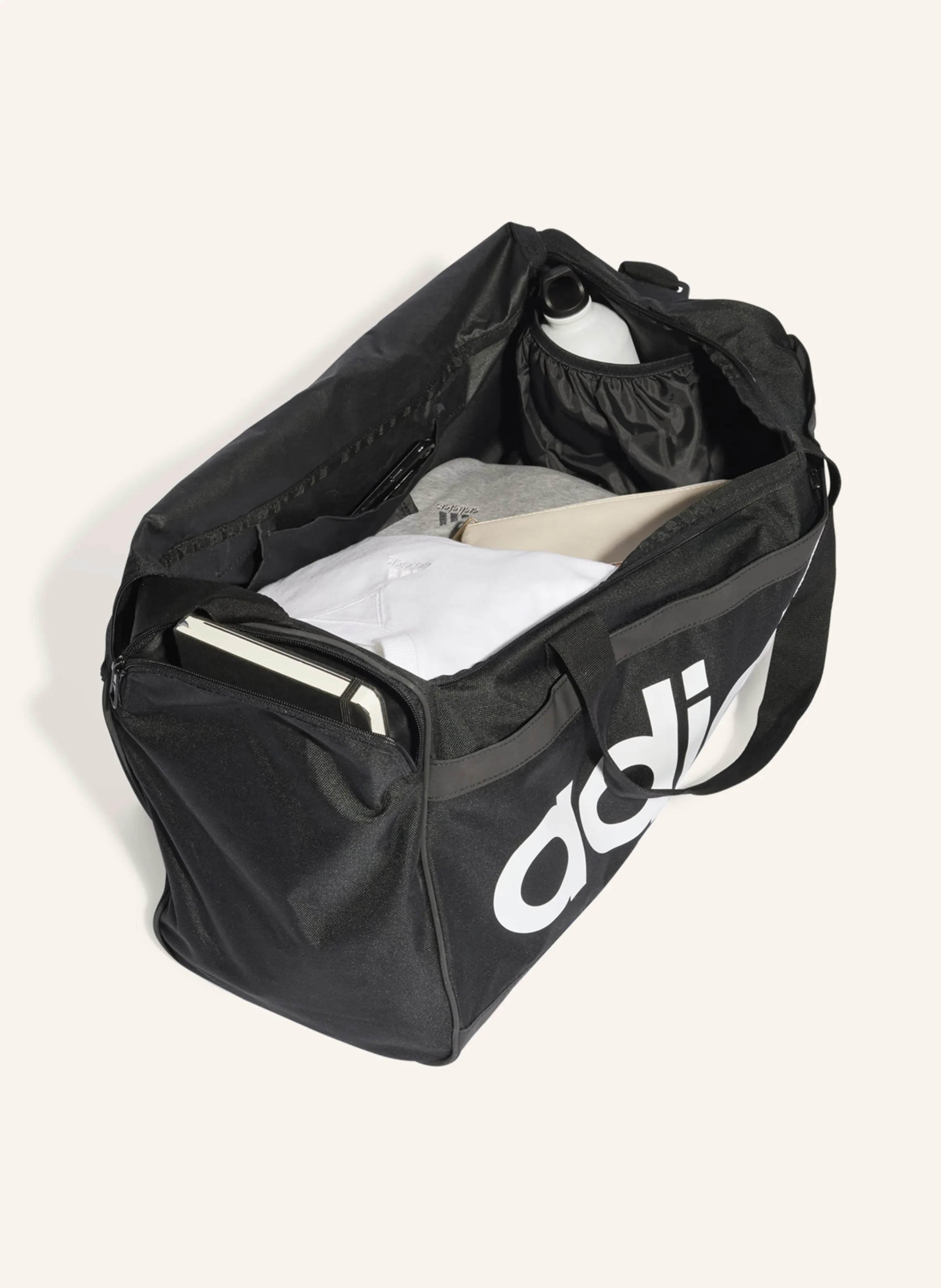 adidas Gym bag ESSENTIALS LINEAR MEDIUM in black