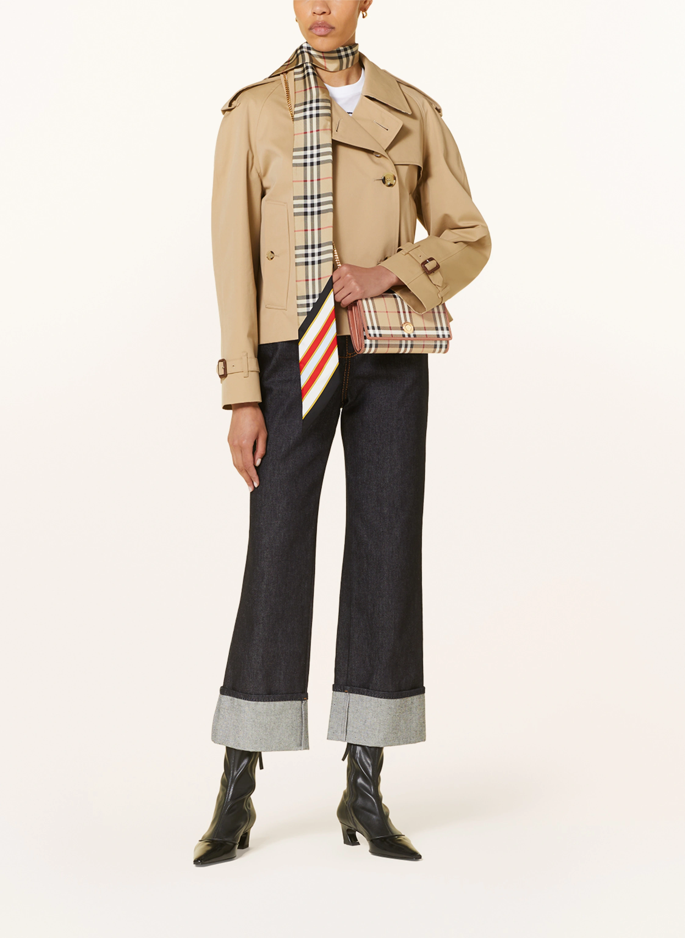 【BURBERRY】LC HANNAH CH DFC◆8108363154367 SNUGIPCHCK Burberry LC HANNAH CH DFC (8108363154367) – LOZURI®