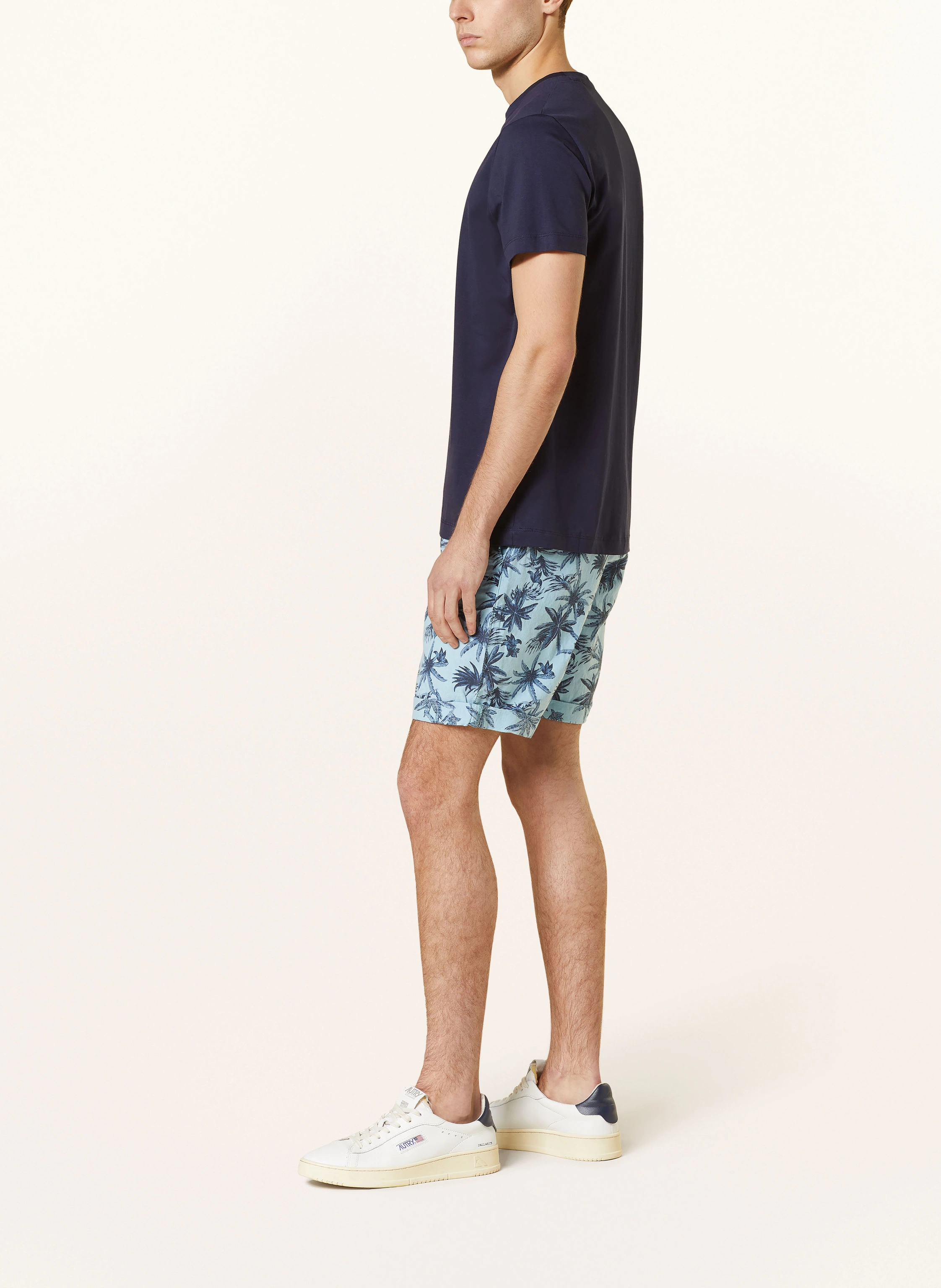 STROKESMAN'S Shorts slim fit with linen: LIGHT BLUE / BLUE