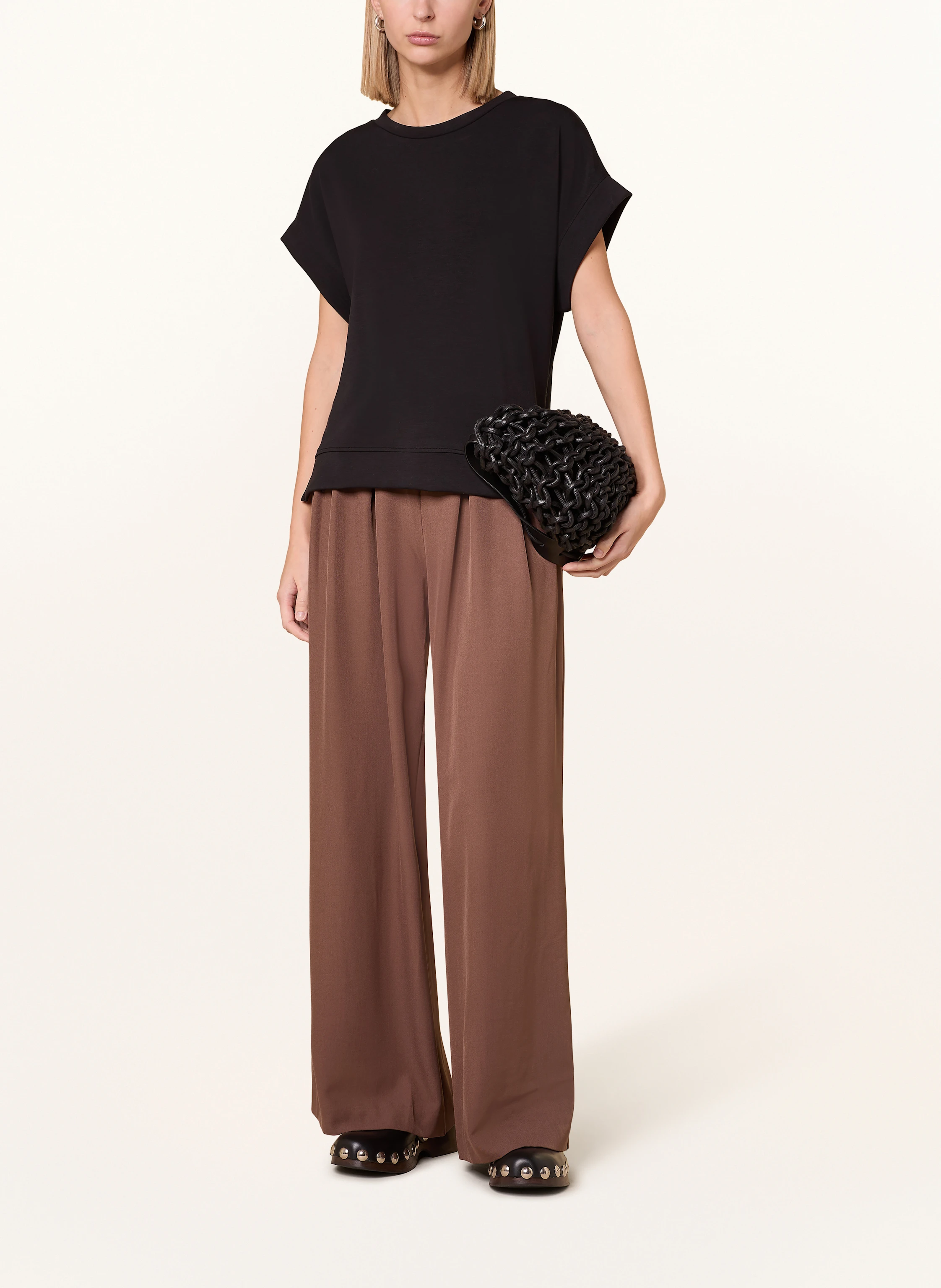 darling harbour T-shirt: BLACK