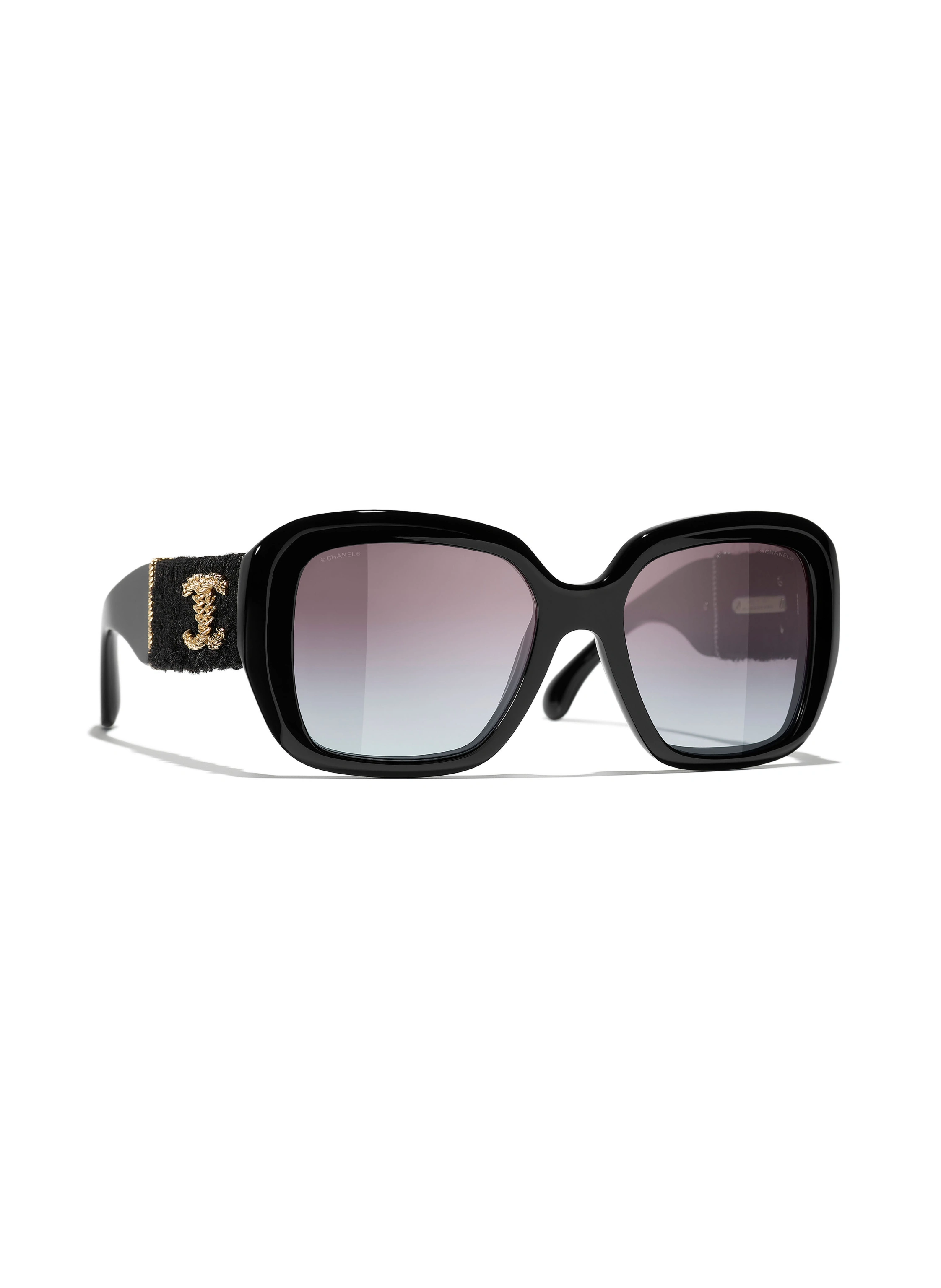 CHANEL Square sunglasses in c622s6 - black/ gray gradient