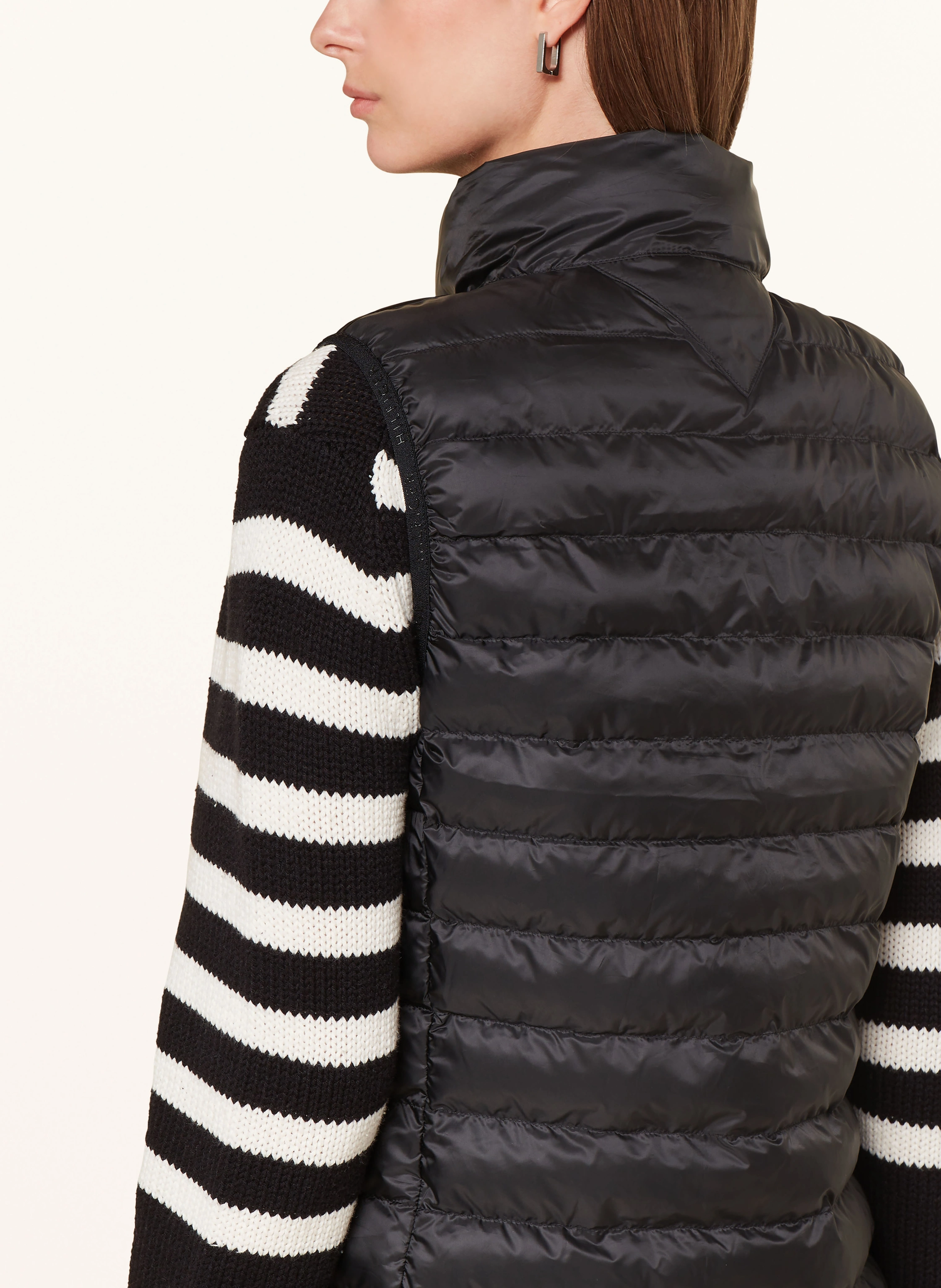 TOMMY HILFIGER Quilted vest with removable hood: BLACK