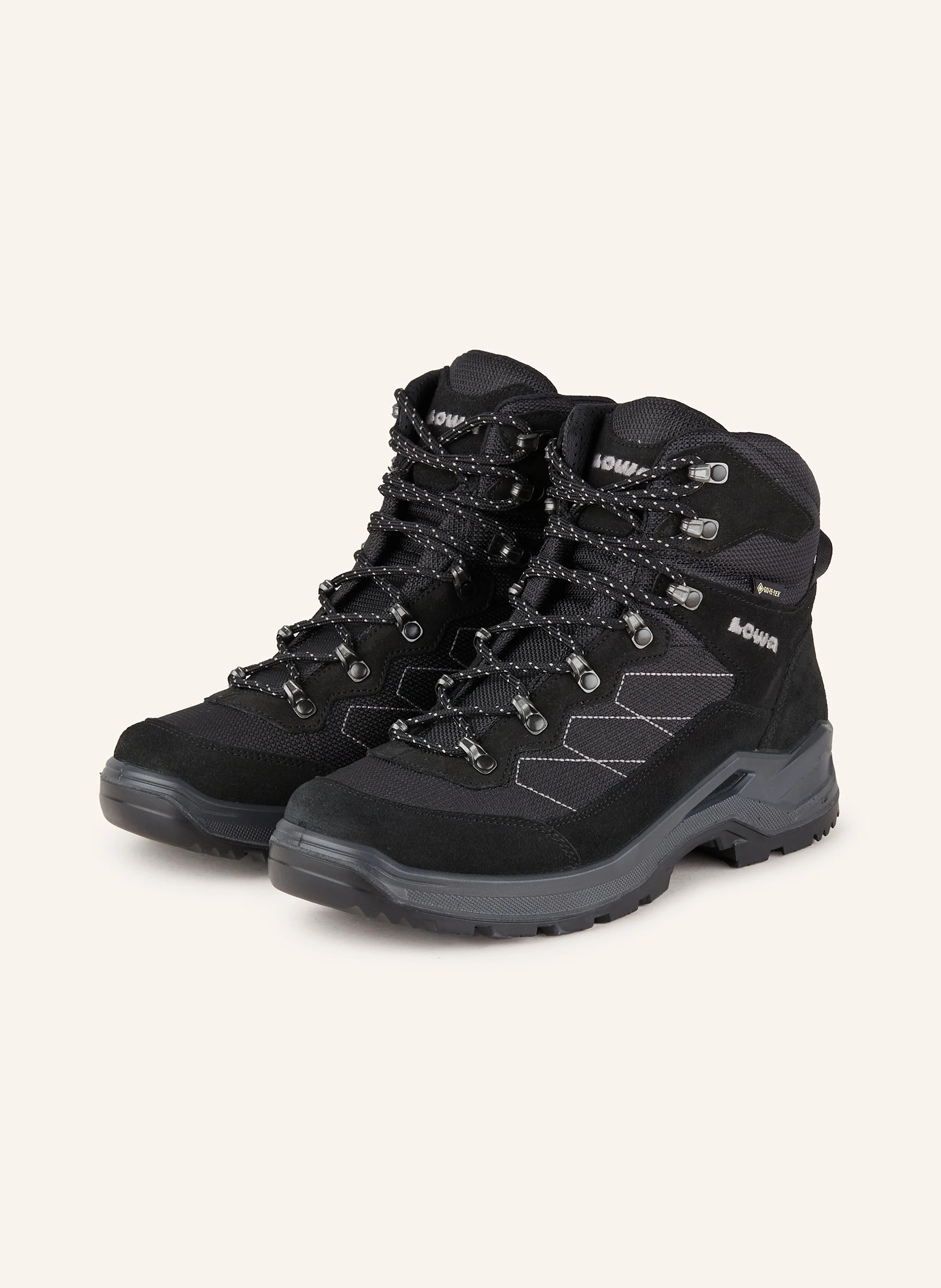LOWA TAURUS PRO GTX MID hiking shoes in black