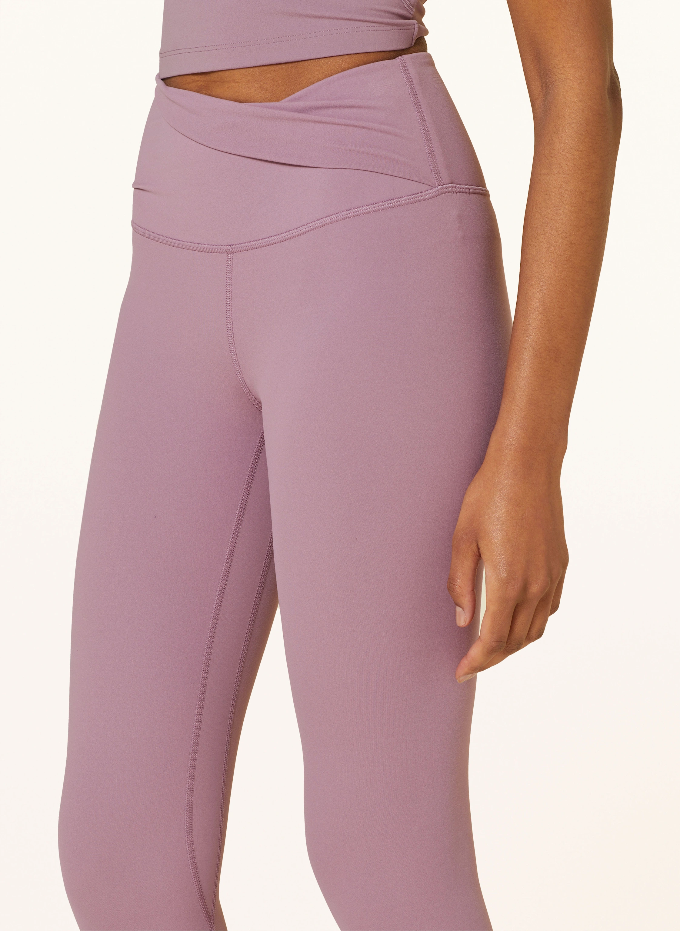 lululemon Leggings ALIGN™ TWIST WAIST 25 IN in dusky pink