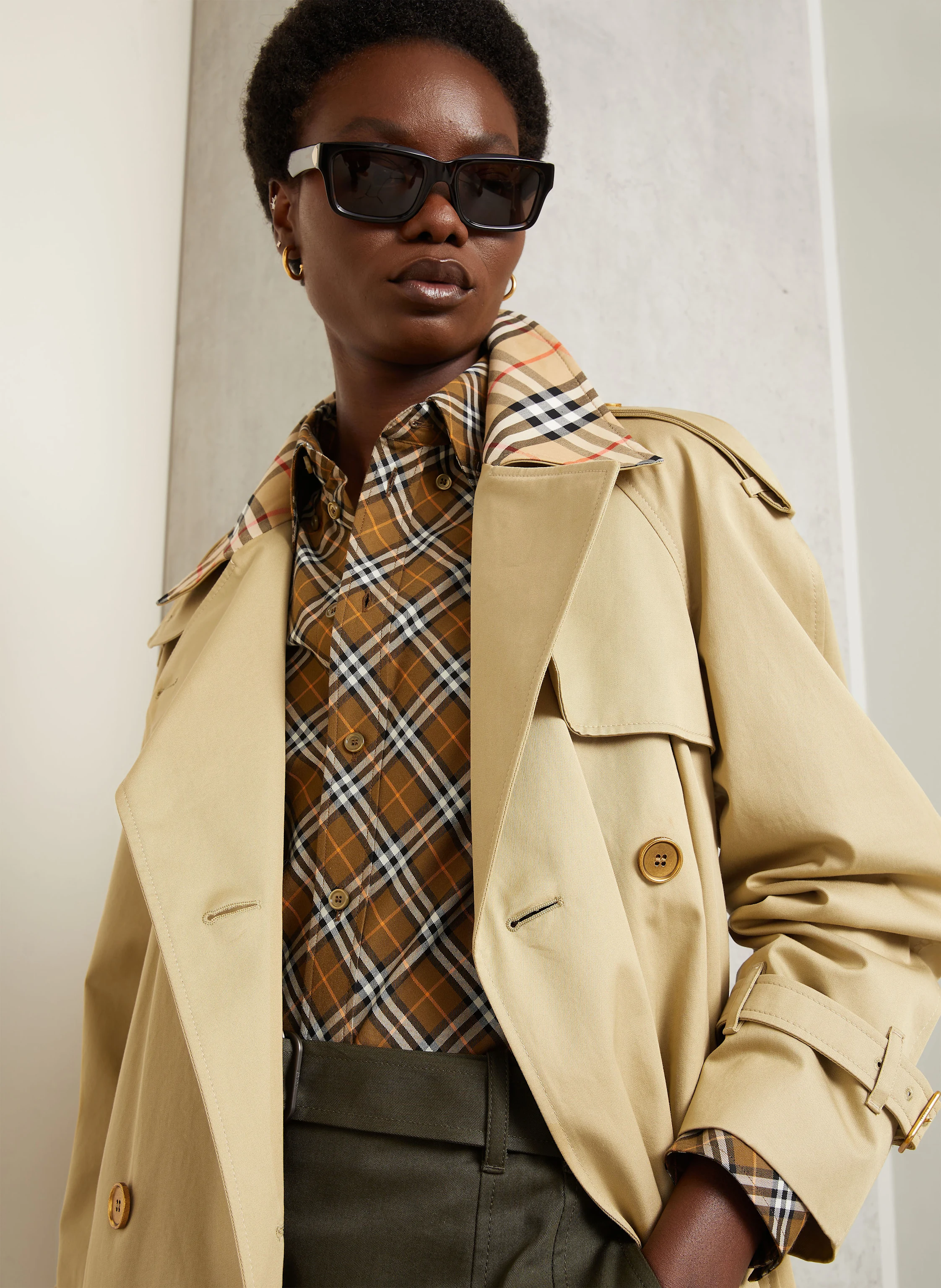 BURBERRY Trenchcoat CASTLEFORD: LJUSBRUN
