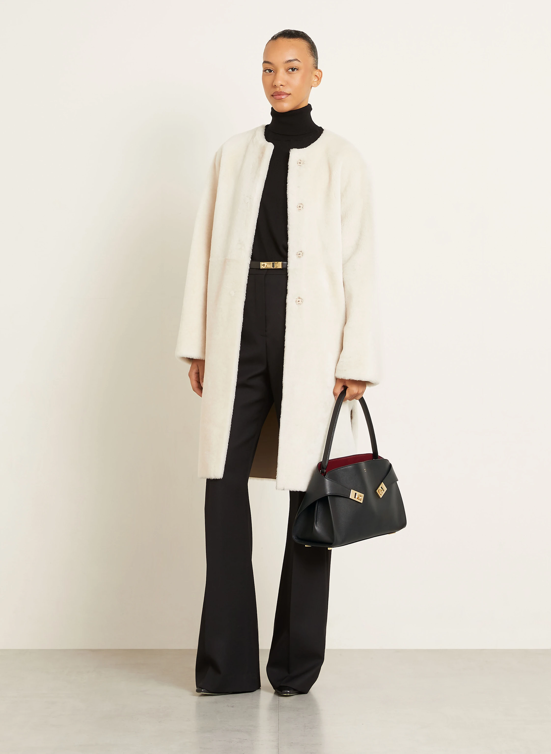FERRAGAMO Håndtaske HUG: SORT