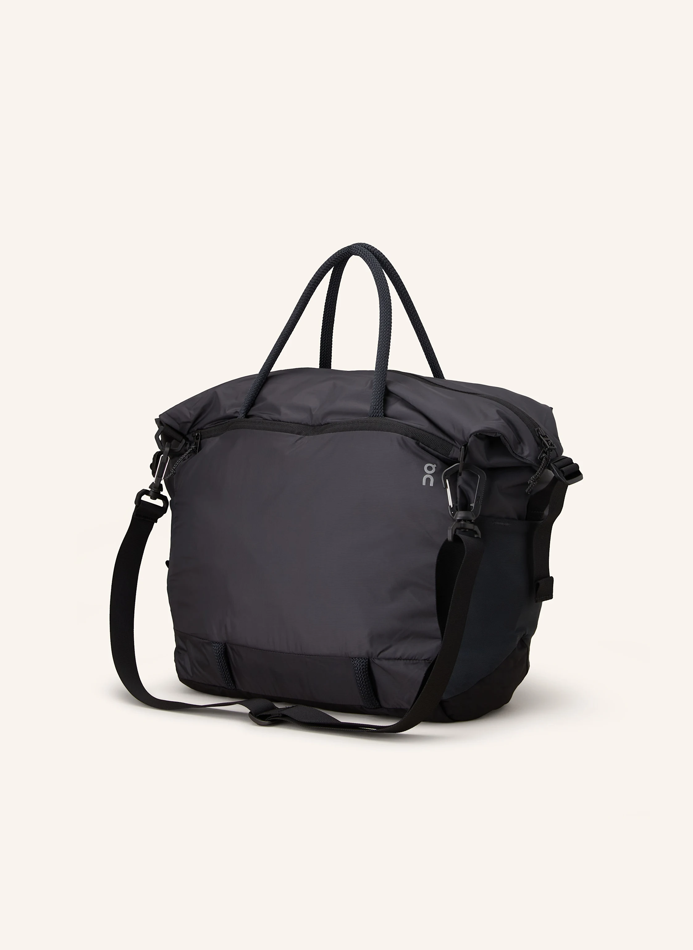 On Sporttasche TRACK PACK LITE 35 l in schwarz