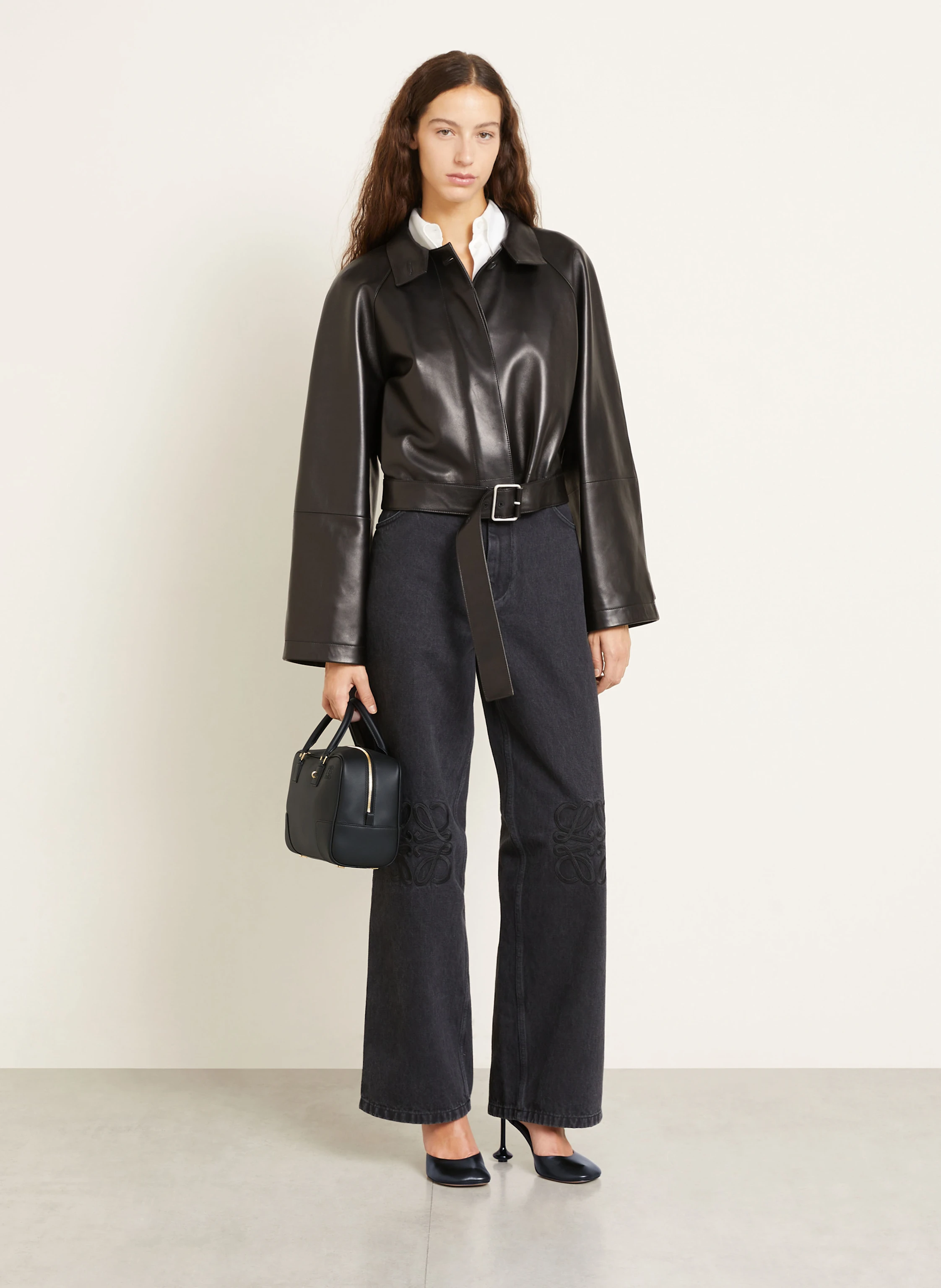 LOEWE Handväska AMAZONA 28: SVART
