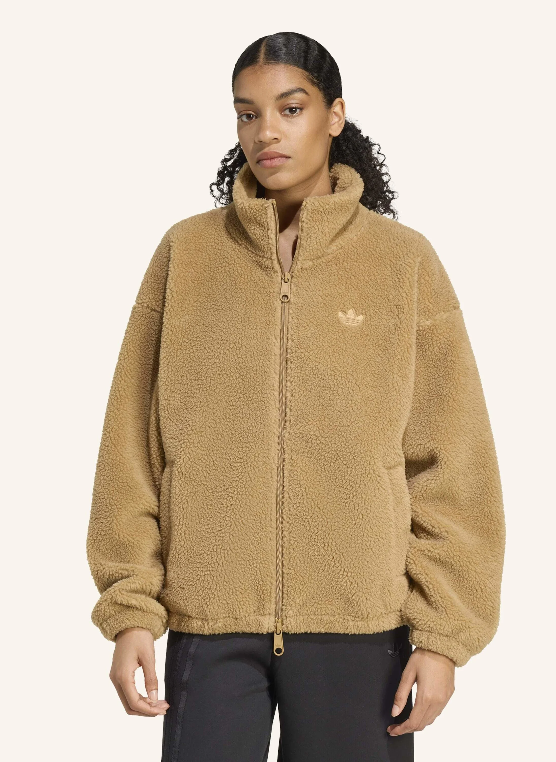 adidas Originals ESSENTIALS TEDDY JACKE in braun