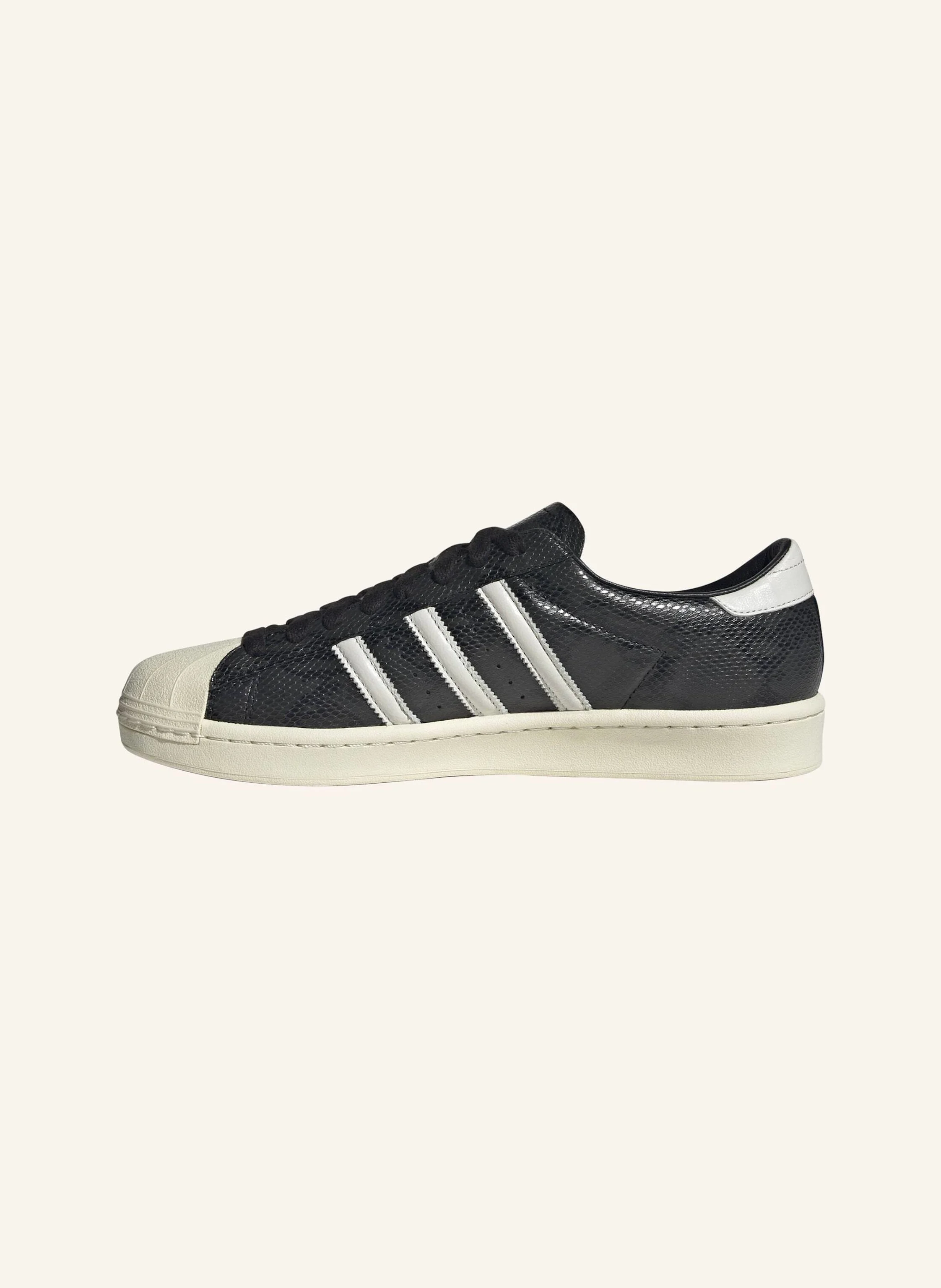 adidas Originals ADIDAS SUPERSTAR VINTAGE SCHUHE in schwarz