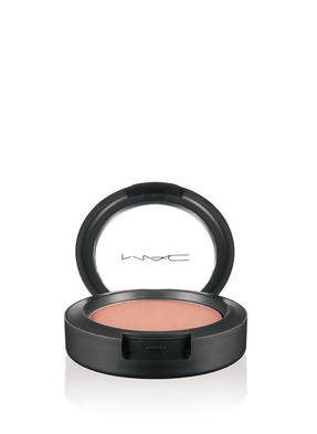 M.A.C CREAM COLOUR BASE