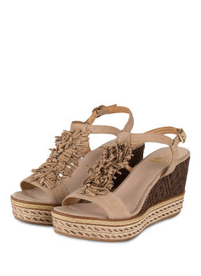 kanna Wedges