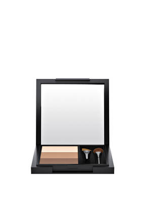 M.A.C GREAT BROWS
