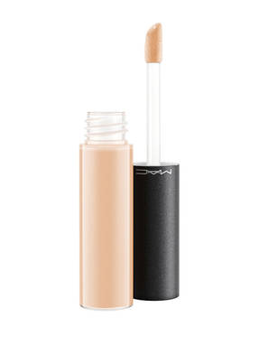 M.A.C SELECT MOISTURECOVER