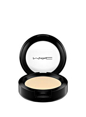 M.A.C CREAM COLOUR BASE
