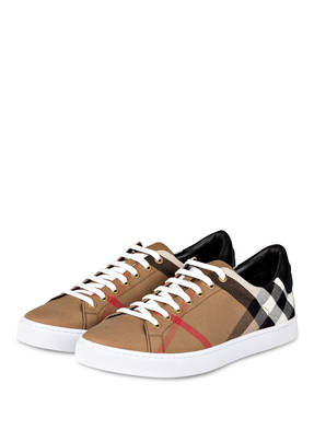 BURBERRY Sneaker