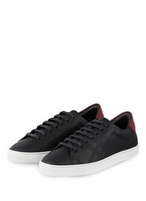 BURBERRY Sneaker