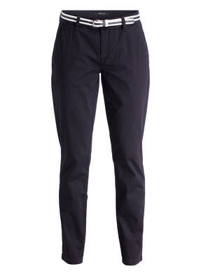 comma Chino mit Gürtel