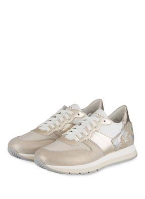 NO CLAIM Sneaker CLOE