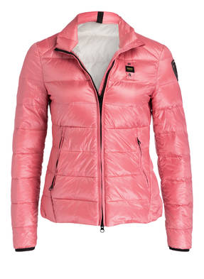 Blauer Daunenjacke