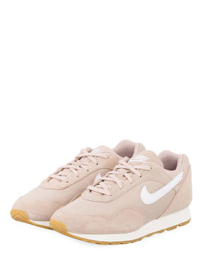 Nike Sneaker OUTBURST