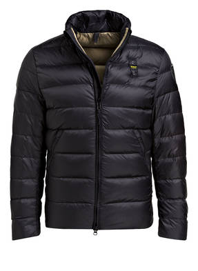 Blauer Daunenjacke