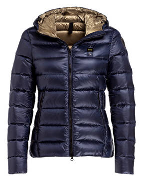 Blauer Daunenjacke