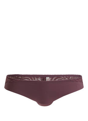 Triumph Slip AMOURETTE SPOTLIGHT
