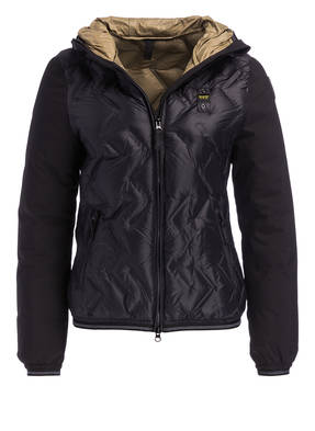 Blauer Daunenjacke