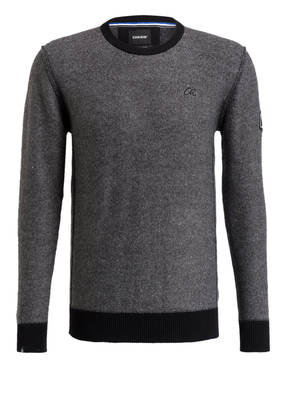 CHASIN' Pullover SHEEN