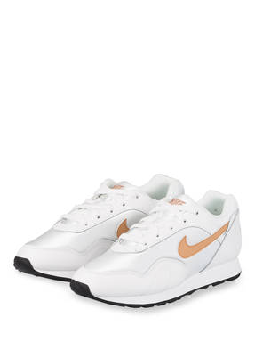 Nike Sneaker OUTBURST