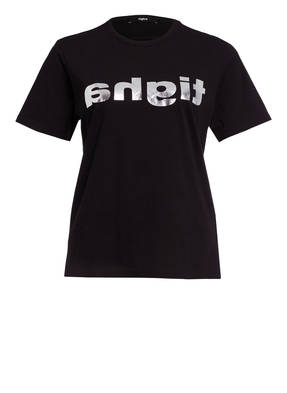 tigha T-Shirt