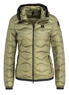 Blauer Daunenjacke