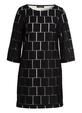 ana alcazar Kleid