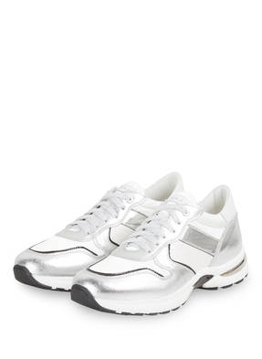 NO CLAIM Sneaker SNACK