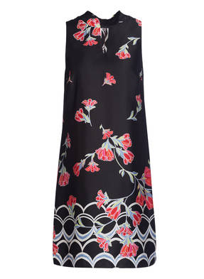 ana alcazar Kleid