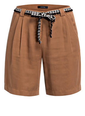 comma Shorts