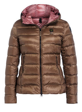 Blauer Daunenjacke