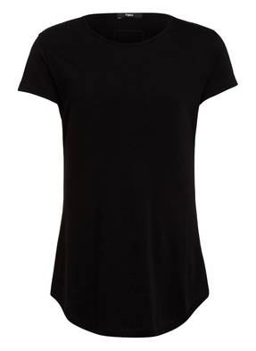 tigha T-Shirt