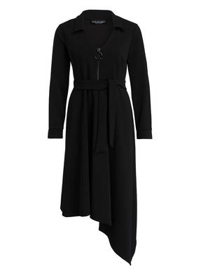 ana alcazar Kleid