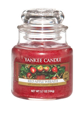 YANKEE CANDLE RED APPLE WREATH
