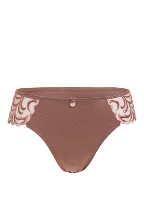Triumph Slip MODERN FINESSE