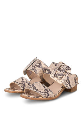 Pertini Mules mit Nietenbesatz