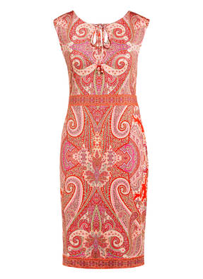 ana alcazar Kleid