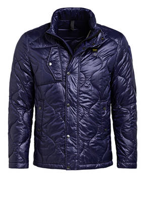 Blauer Steppjacke