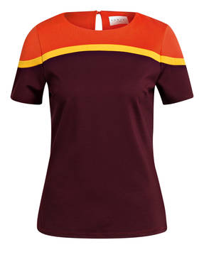 damsel in a dress T-Shirt ELWYN